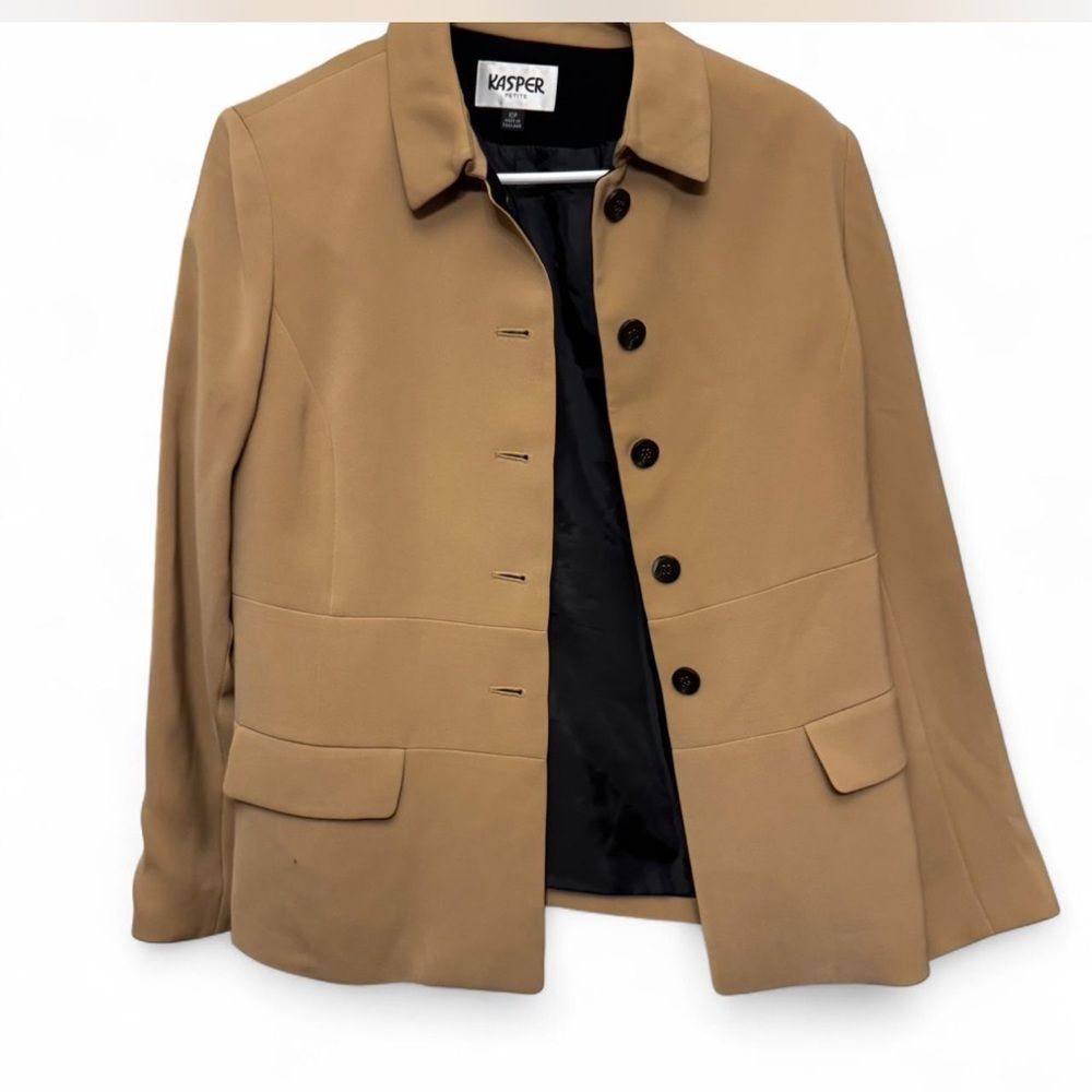 Kasper Tan Blazer Structured Silhouette